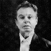 photo Derek Jacobi (voice)