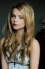 photo Izabella Miko
