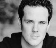 photo Scott Weinger (voice)