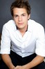 photo Johnny Simmons